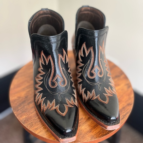 Ariat Black and Brown Ankle Boots - Picture 4 of 9